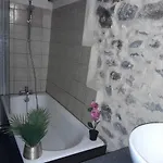 Nyaraló Nouveau Maison Thiernoise Typique *