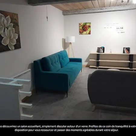 Dom wakacyjny Nouveau Maison Thiernoise Typique Thiers